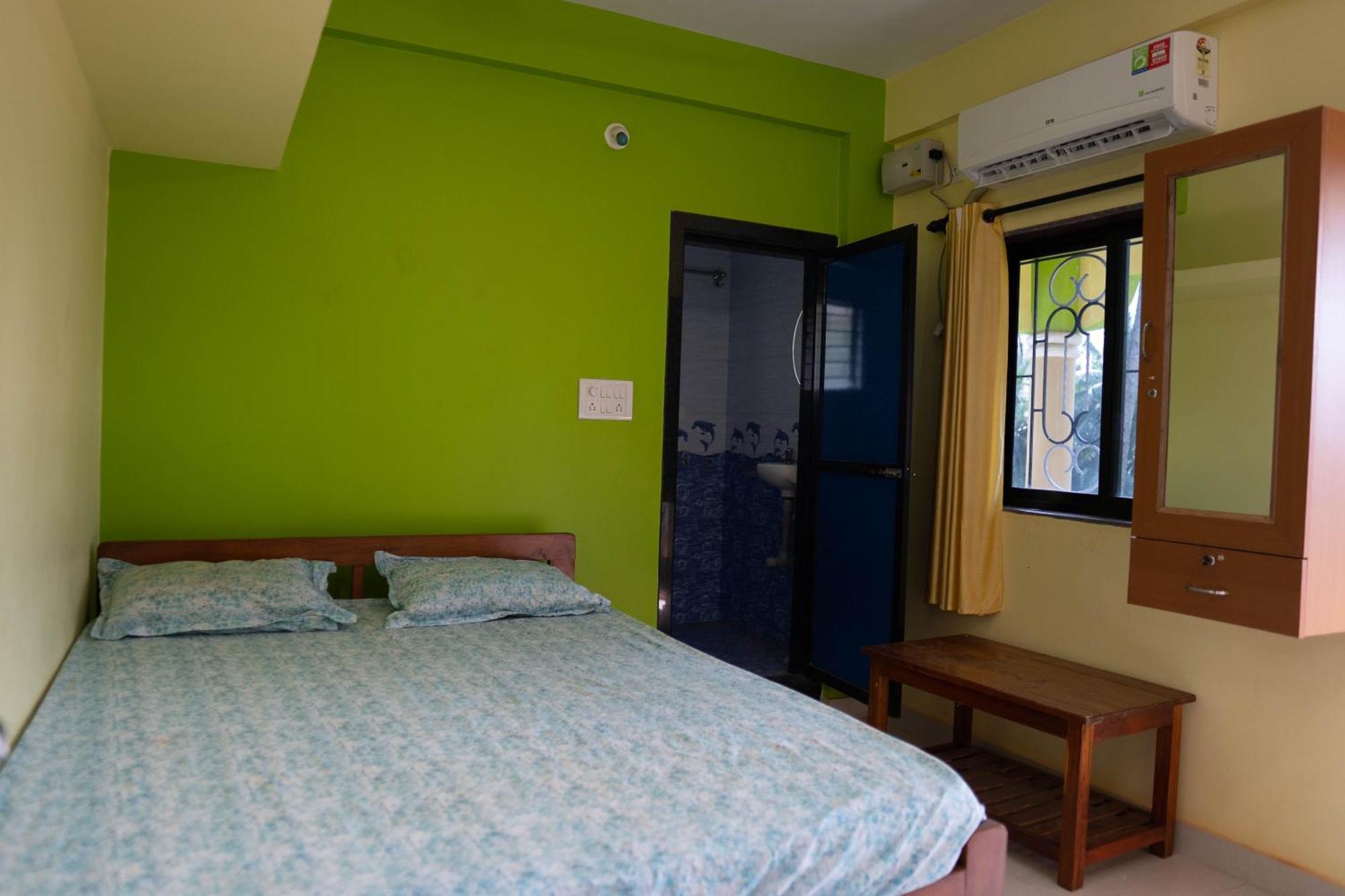Dhanashree Riverview Hotel Corgao Exterior photo